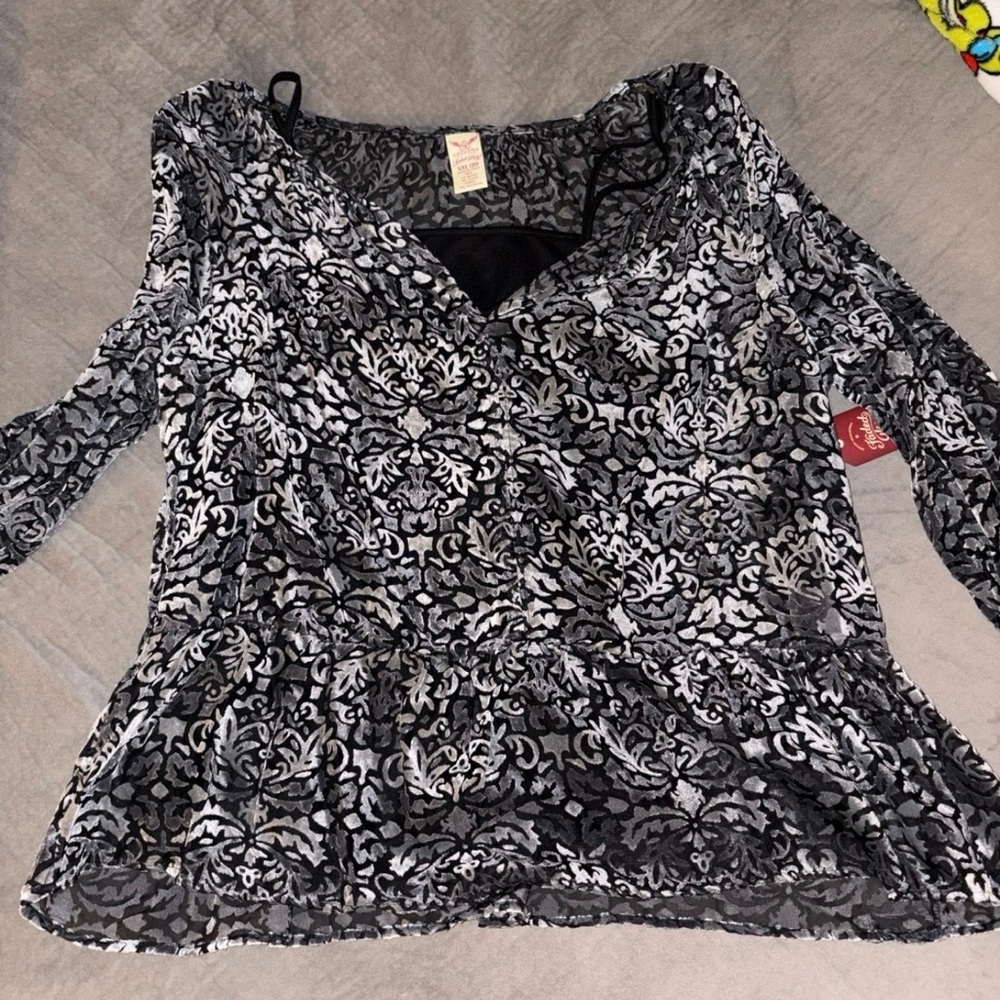 Free People Black and Gray Patterned Blouse